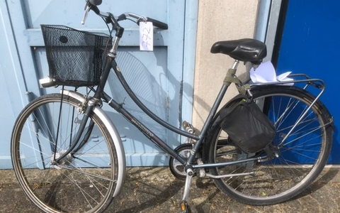 POL-HK: Geldbörse aus PKW gestohlen, Einbruch in Scheune, Einbrüche in mehrere Kellerräume, Eigentümer gesucht (Foto anbei) - Foto: presseportal.de