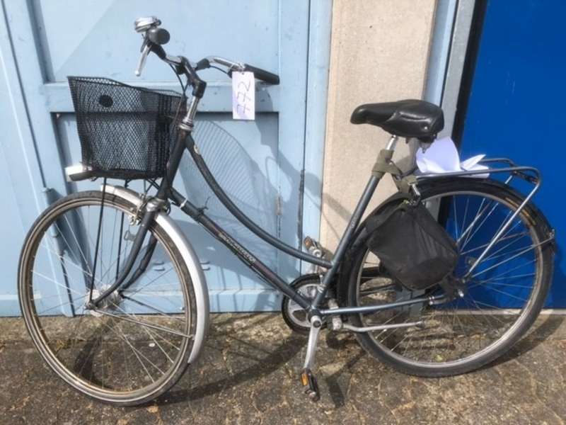 POL-HK: Geldbörse aus PKW gestohlen, Einbruch in Scheune, Einbrüche in mehrere Kellerräume, Eigentümer gesucht (Foto anbei) - Foto: presseportal.de