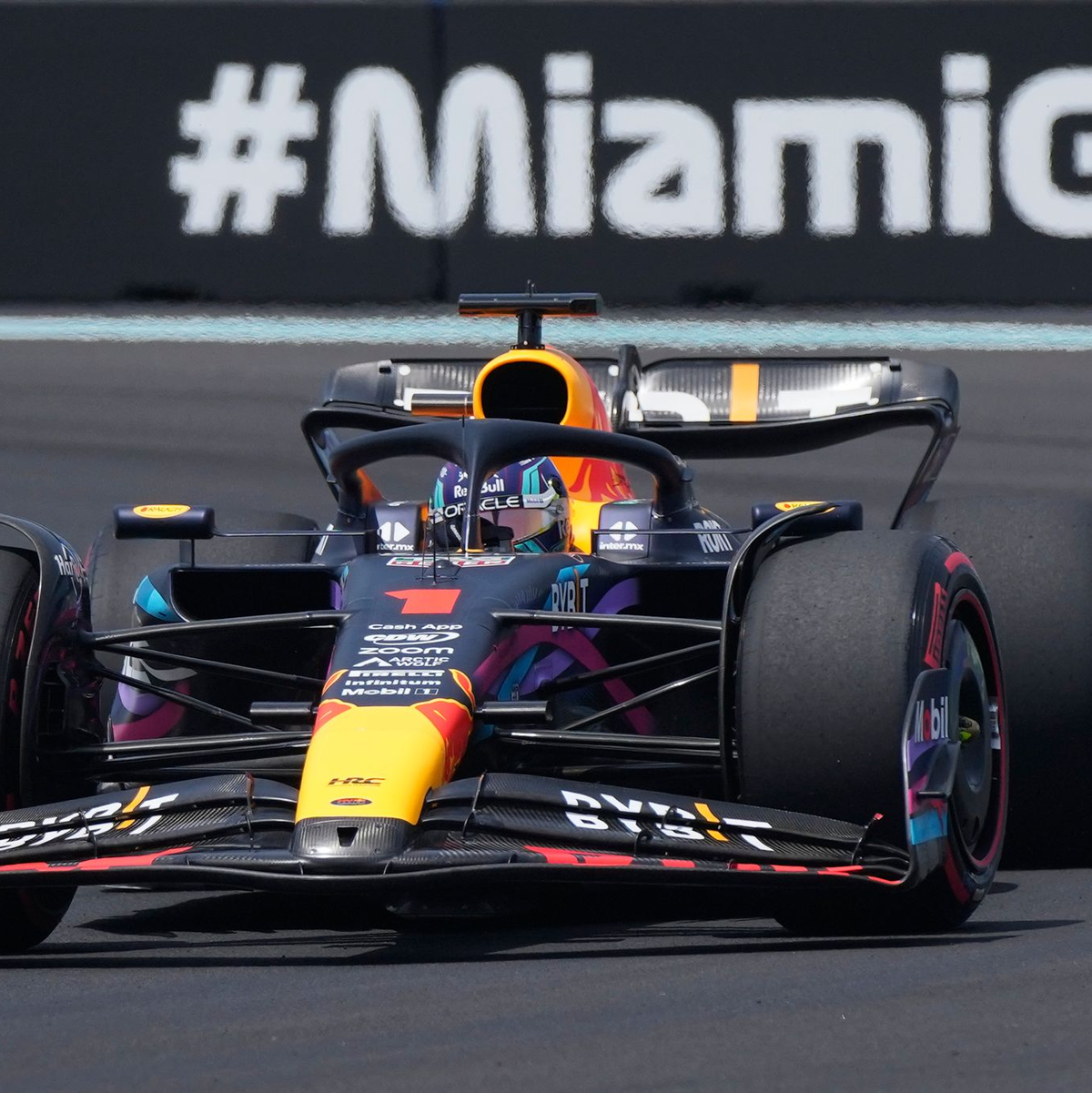 Red-Bull-Pilot Max Verstappen baute seinen Vorsprung im WM-Klassement weiter aus. - Foto: Rebecca Blackwell/AP/dpa