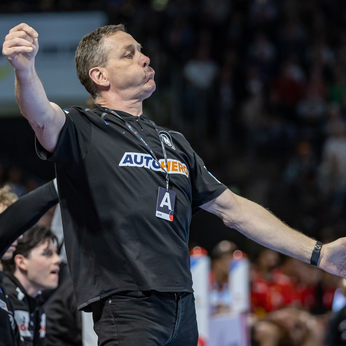 Trotz einer guten Leistung unterlag das DHB-Team Frankreich im letzten Vorrundenspiel knapp. - Foto: Andreas Gora/dpa