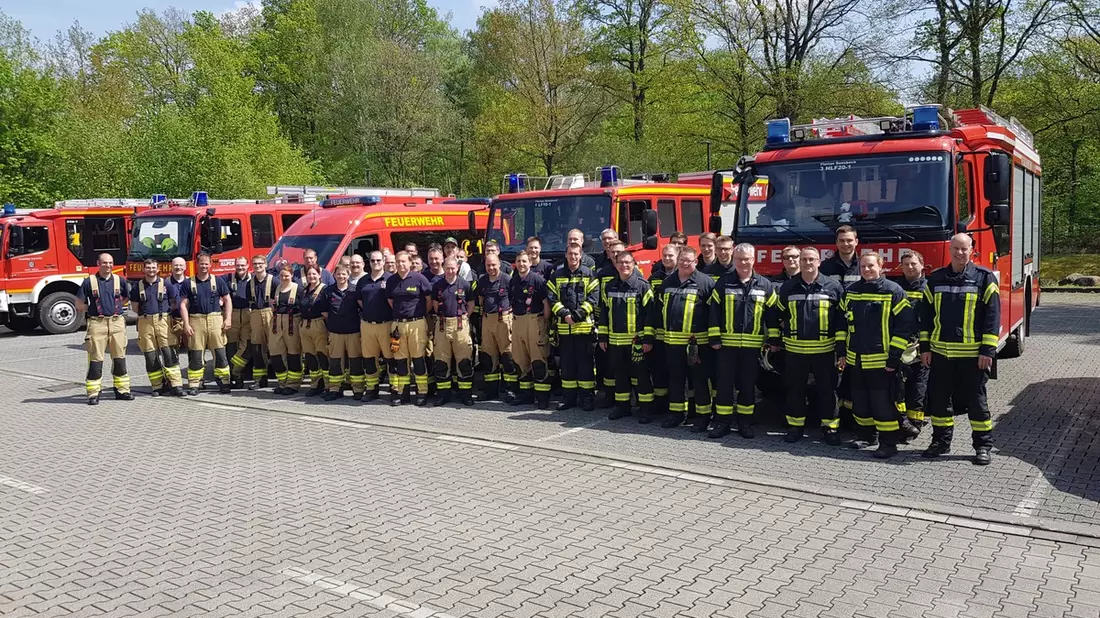 FW-E: Arbeitsunfall mit Müllfahrzeug - ein Arbeiter verletzt - Bild: presseportal.de
