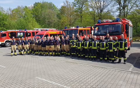 FW-E: Arbeitsunfall mit Müllfahrzeug - ein Arbeiter verletzt - Foto: presseportal.de