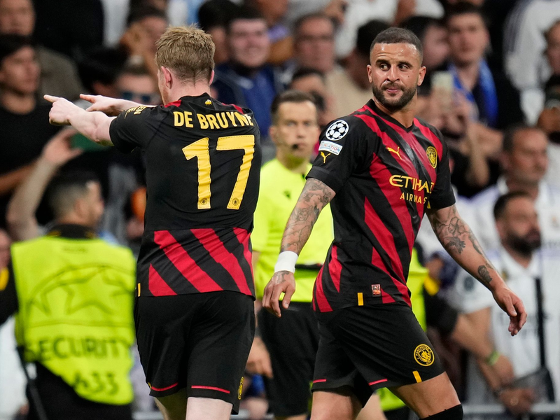 Pep Guardiola erlebt in Madrid den nächsten Rückschlag mit Manchester City - Foto: Manu Fernandez/AP/dpa