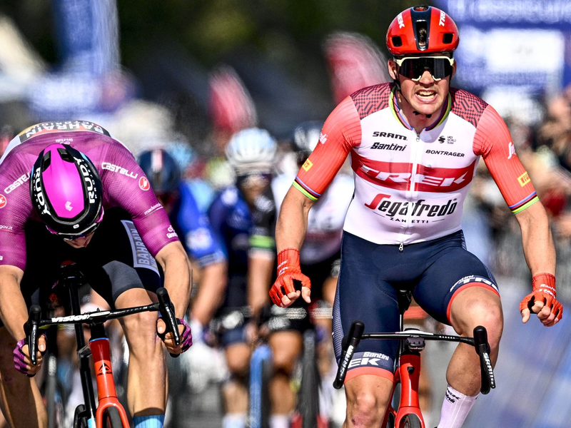 Siegte in Limoges: Mads Pedersen. - Foto: Jasper Jacobs/Belga/dpa