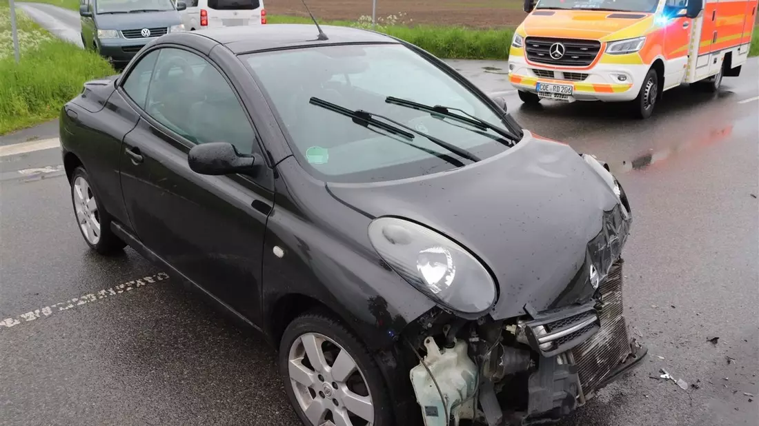 POL-COE: Dülmen, Rorup, K12/ Auto überschlägt sich - Bild: presseportal.de