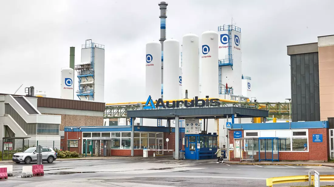 Vertreter des Aufsichtsrats des Hamburger Kupferproduzenten Aurubis verhandeln mit drei von vier Vorstandsmitgliedern über eine Beendigung ihrer Vorstandstätigkeit. - Bild: Georg Wendt/dpa