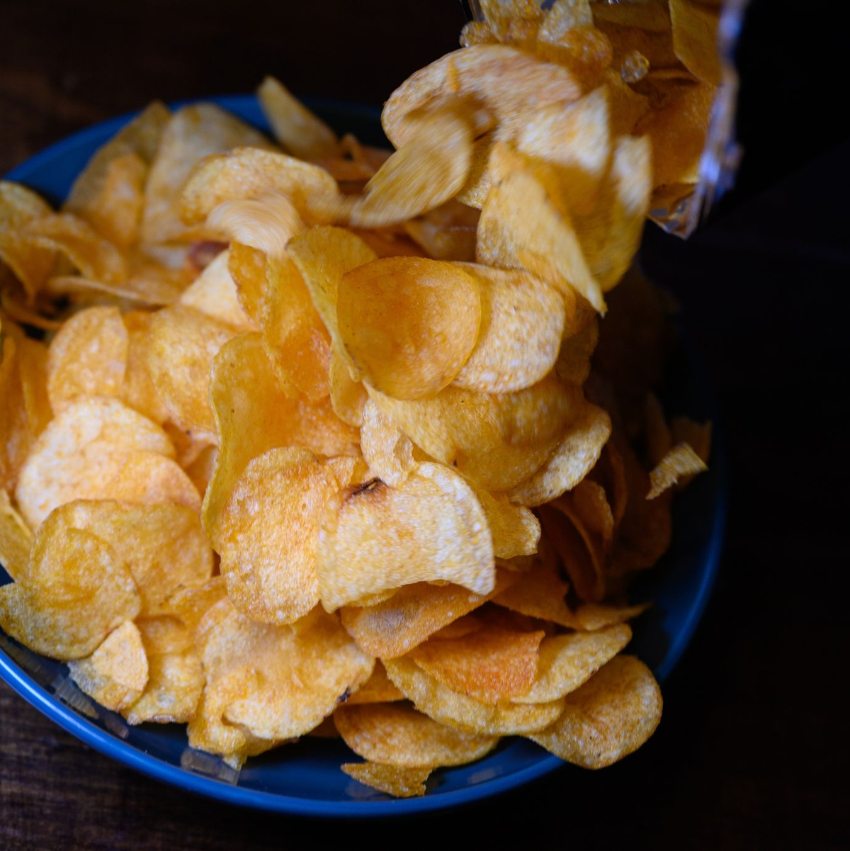 Neben der Arbeit geht besonders viel Sitzzeit für die Zeit auf der Arbeit drau. - Foto: Robert Michael/dpa