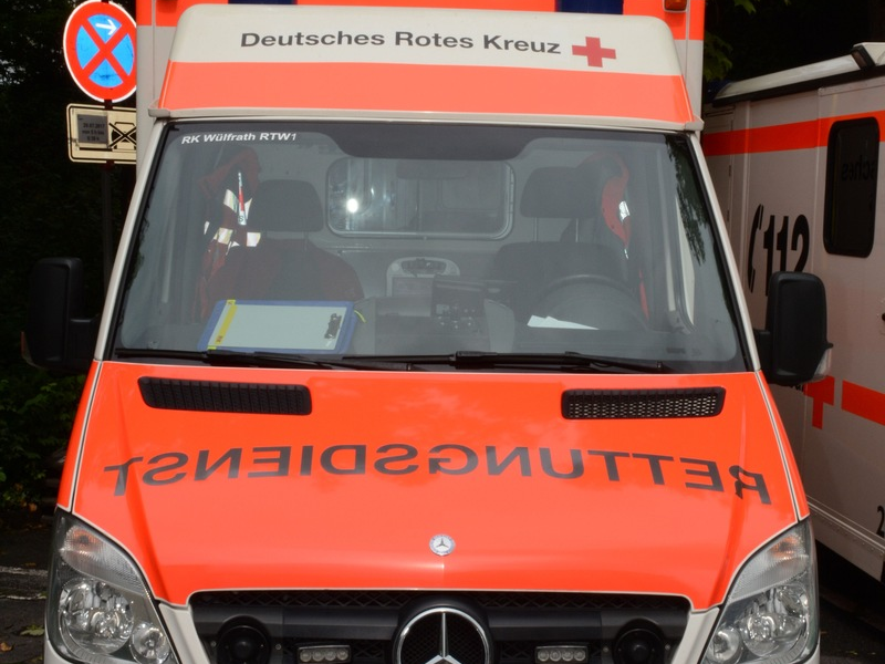 POL-ME: 68-jährige Radfahrerin fährt gegen Auto und wird schwer verletzt - Haan - 2410049 - Foto: presseportal.de