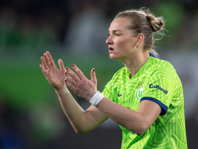 Große Freude: Wolfsburgs Alexandra Popp eröffnet gegen Frankfurt den Torreigen. - Foto: Swen Pförtner/dpa