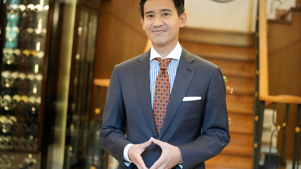 Der pro-demokratische Wahlsieger: Pita Limjaroenrat. - Foto: Sakchai Lalit/AP/dpa