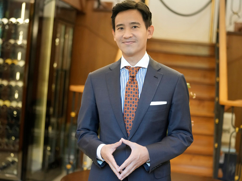 Der pro-demokratische Wahlsieger: Pita Limjaroenrat. - Foto: Sakchai Lalit/AP/dpa