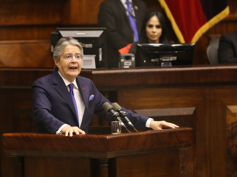 Ecuadors Präsident Guillermo Lasso während einer Sitzung der Nationalversammlung. - Foto: Diego Alban/dpa
