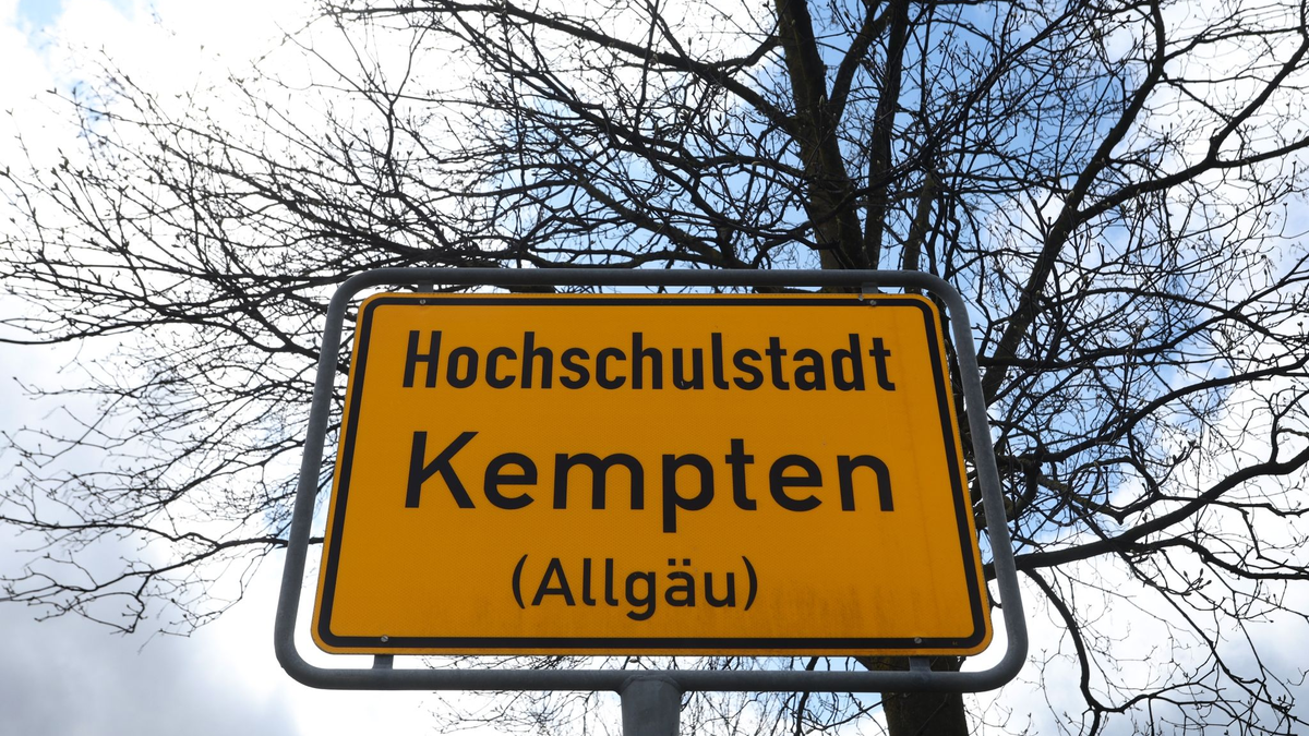 Zwei junge Syrer haben Ermittlungen zufolge einen islamistischen Anschlag mit einem Sprengstoffgürtel geplant, einer von ihnen wohnte zuletzt in Kempten. - Foto: Karl-Josef Hildenbrand/dpa
