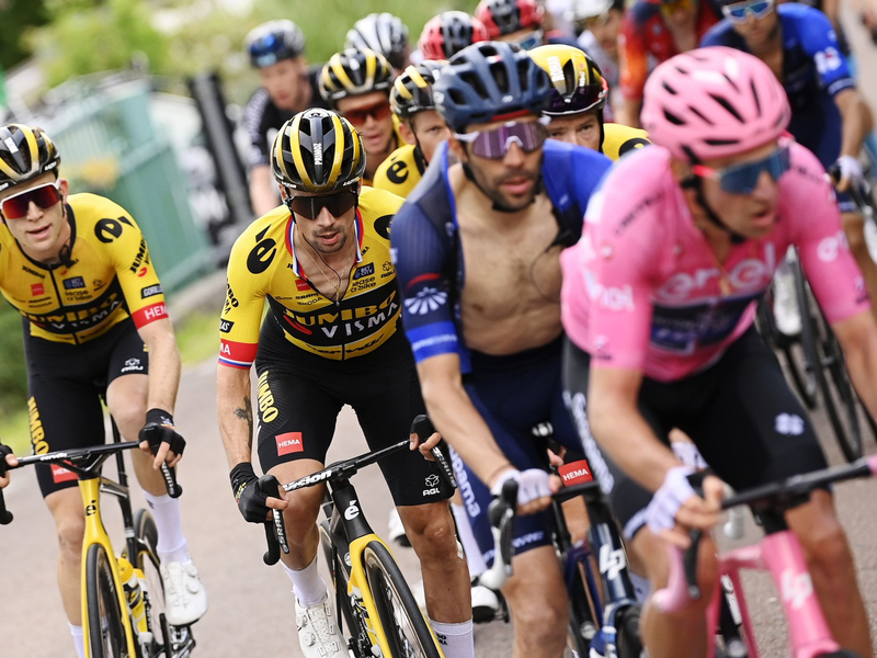 Beim Giro d'Italia stand die erste Alpen-Etappe an. - Foto: Fabio Ferrai/LaPresse via ZUMA Press/dpa