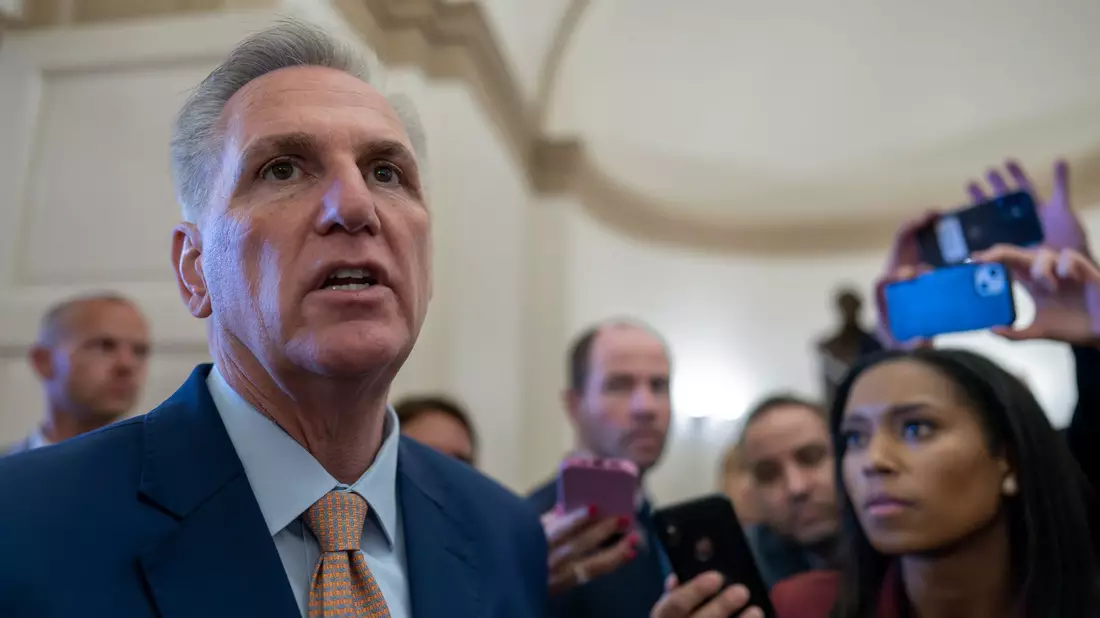 Republikaner Kevin McCarthy legte den Übergangshaushalt überraschend vor und setzte damit die Demokraten unter Druck. - Bild: J. Scott Applewhite/AP