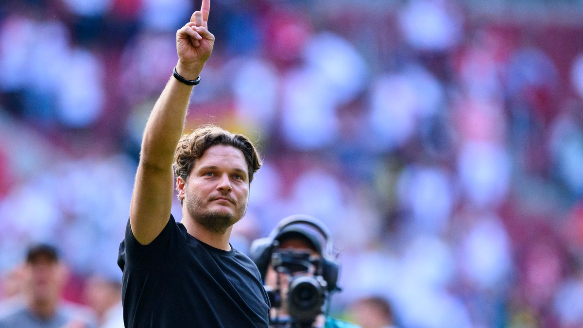 Genießt aktuell das Vertrauen der Fans und den Rückhalt von Hans-Joachim Watzke: Dortmunds Trainer Edin Terzic. - Foto: Tom Weller/dpa