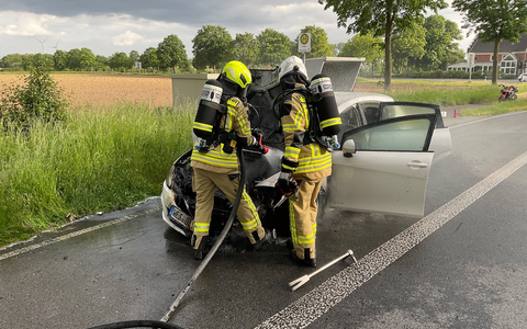 FW Mettmann: Gasausströmung aus Flüssiggastank - Foto: presseportal.de