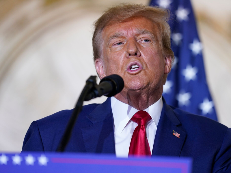 Auch Donald Trump geht ins Rennen für die US-Präsidentschaftswahl 2024. - Foto: Evan Vucci/AP