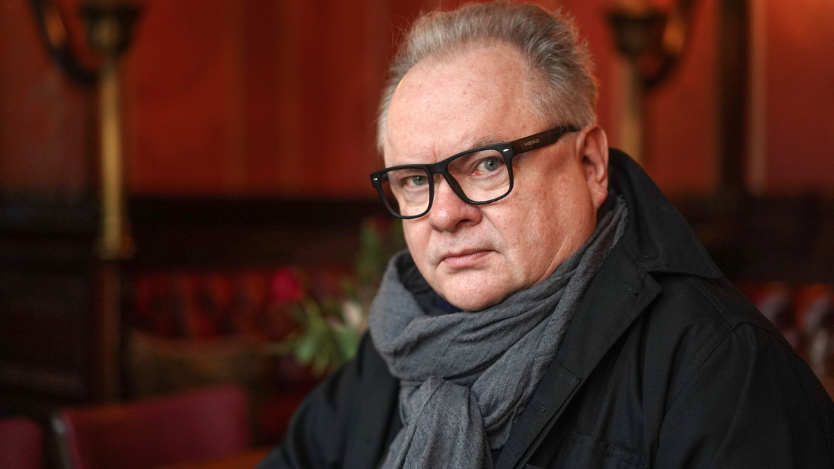 «Wir leben in angestrengten, finsteren Zeiten», sagte der Deutschrocker, der auf eine mehr als 40-jährige Bühnenkarriere zurückblickt. - Foto: Jörg Carstensen/dpa