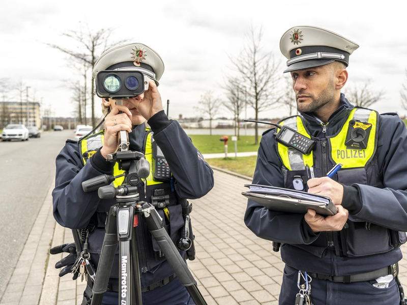 POL-ME: Unangekündigte Geschwindigkeitskontrollen: 130 zu schnell unterwegs - Langenfeld - 2409085 - Foto: presseportal.de