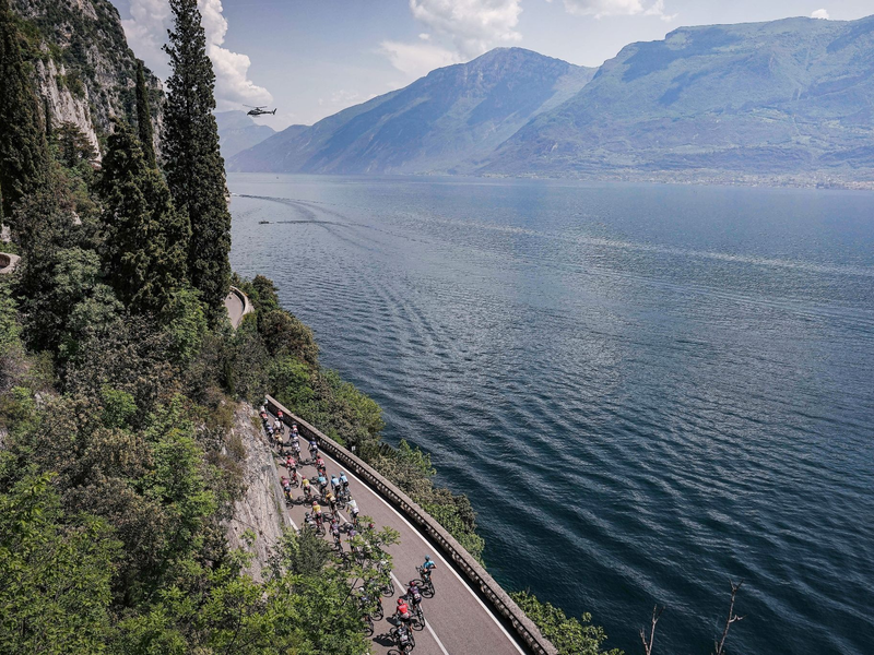 Der Gardasee ist derzeit so voll wie seit langem nicht mehr. - Foto: Marco Alpozzi/LaPresse via ZUMA Press/dpa