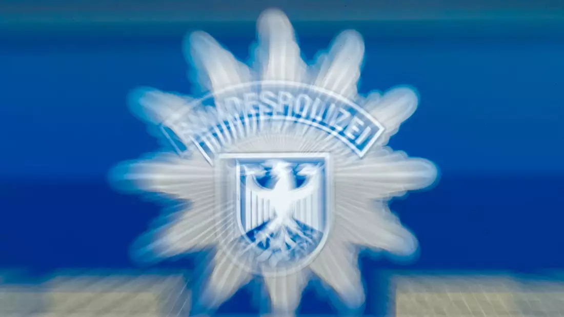 Der Bundespolizeibeauftragte soll unter anderem Akteneinsichtsrechte und Zutrittsrechte zu Dienststellen erhalten. - Bild: Matthias Rietschel/dpa