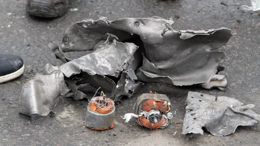 Fragmente einer vom russischen Militär abgefeuerten Rakete in Dnipro (Archivbild). - Bild: Ukrinform/dpa