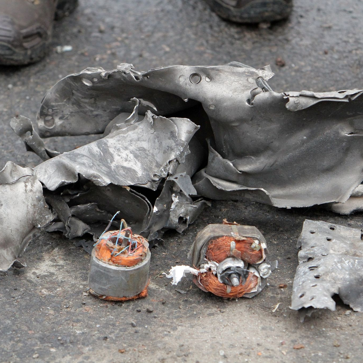 Fragmente einer vom russischen Militär abgefeuerten Rakete in Dnipro (Archivbild). - Foto: Ukrinform/dpa