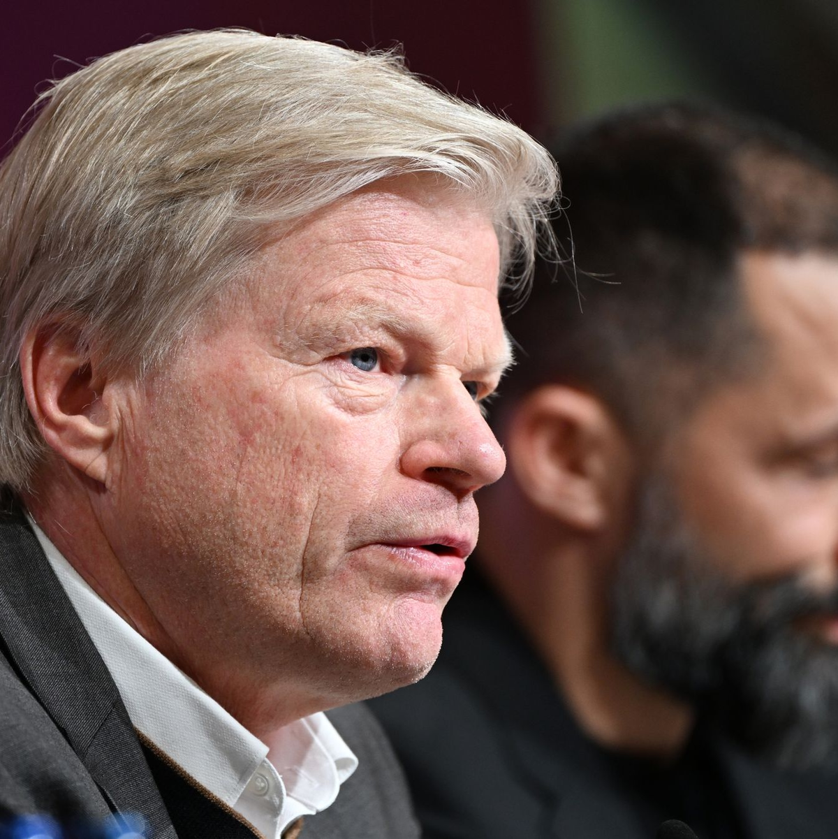 Durfte laut eigenen Angaben nicht nach Köln reisen: Oliver Kahn (l). - Foto: Angelika Warmuth/dpa