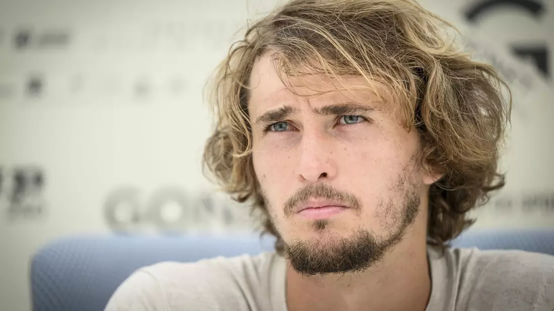 Alexander Zverev hatte sich bei den French Open im Vorjahr schwer verletzt. - Bild: Gabriel Monnet/KEYSTONE/dpa