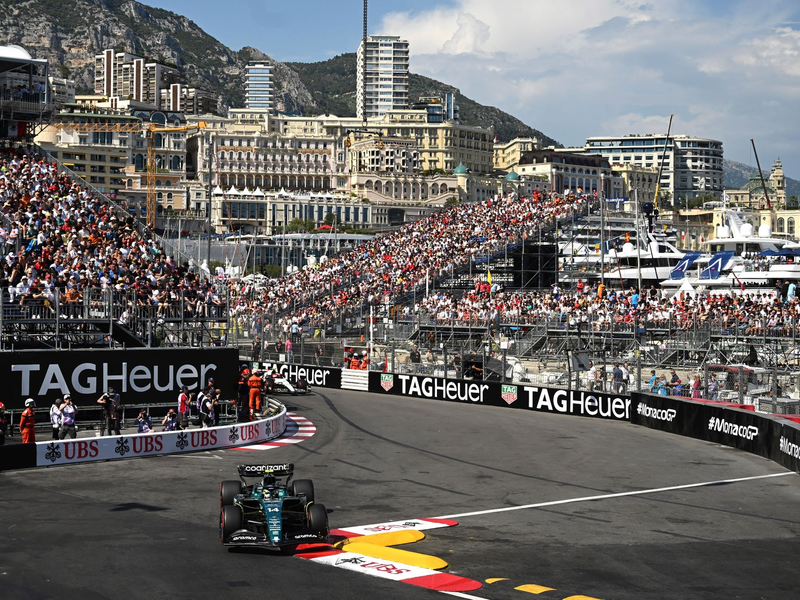 Fernando Alonso beim Qualifying in Monaco. - Foto: Christian Bruna/Pool EPA/AP/dpa