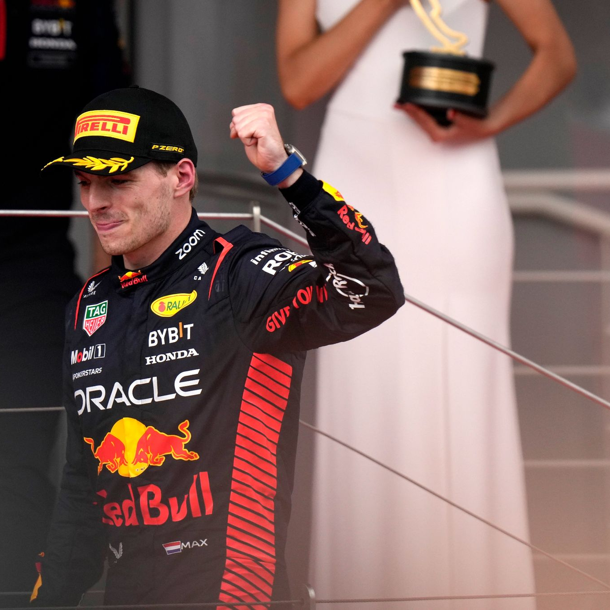 Ein dominanter Max Verstappen im Red Bull holte seinen ersten Sieg in Monaco. - Foto: Luca Bruno/AP