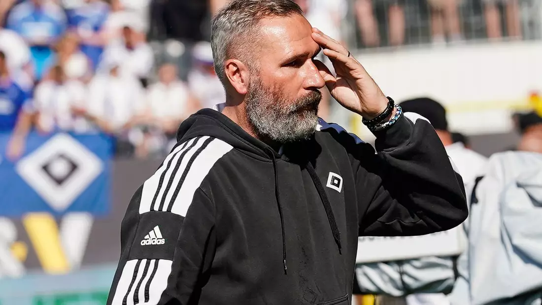 Tim Walter trifft mit dem HSV in der Relegation auf den VfB Stuttgart. - Bild: Uwe Anspach/dpa
