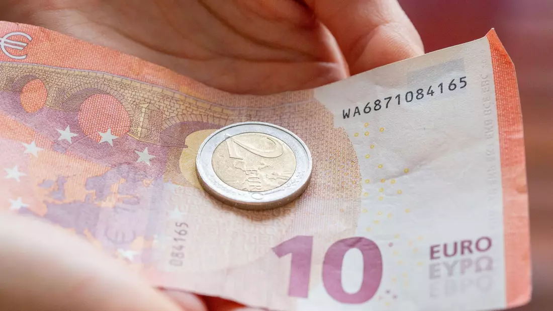 Die Löhne in Deutschland steigen zwar im Schnitt - doch die Inflation frisst das Plus auf. - Bild: Fernando Gutierrez-Juarez/dpa-Zentralbild/dpa/Symbolbild