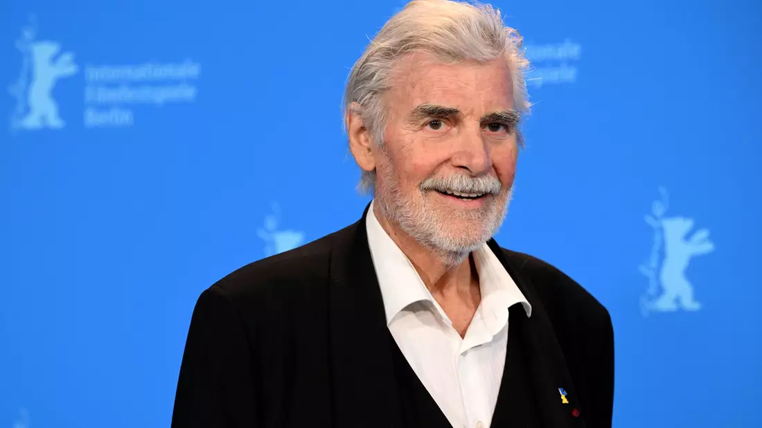 Peter Simonischek ist tot. - Bild: Jens Kalaene/dpa