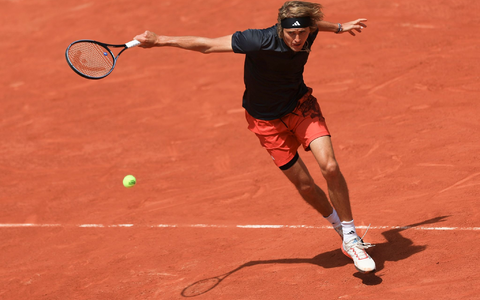 Steht ohne Satzverlust in der dritten Runde der French Open: Alexander Zverev. - Foto: Aurelien Morissard/AP/dpa