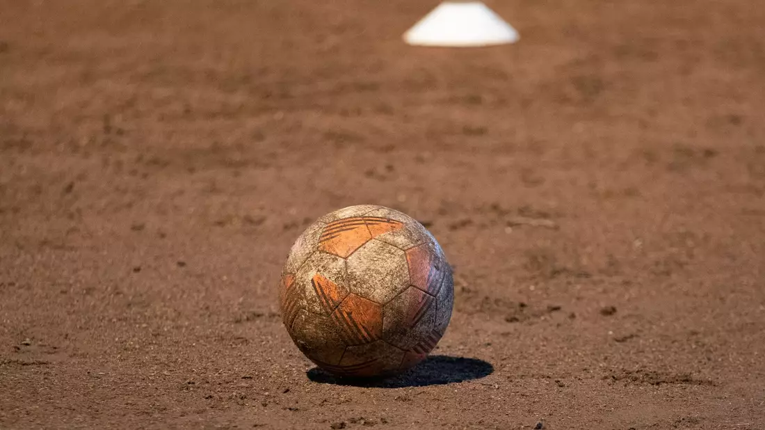 Nach einem Jugend-Fußballturnier ist es zu einer Schlägerei gekommen. - Bild: Friso Gentsch/dpa/Symbolbild