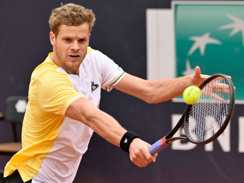 Kämpfte sich erfolgreich durch ein Fünf-Satz-Match: Yannick Hanfmann. - Foto: Fabrizio Corradetti/AP/dpa