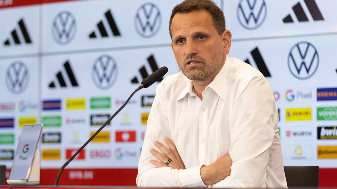 Ärgert sich über den FC Bayern: Joti Chatzialexiou, sportlicher Leiter Nationalmannschaften beim DFB. - Bild: Jürgen Kessler/dpa