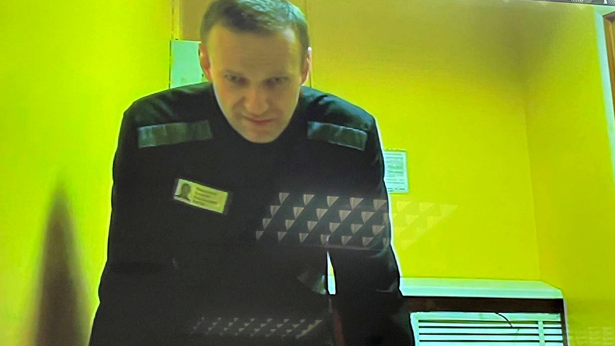 Kremlgegner Nawalny wurde in einem Prozess bereits zu neun Jahren Straflager verurteilt. - Foto: Uncredited/Moscow City Court Press Service/AP