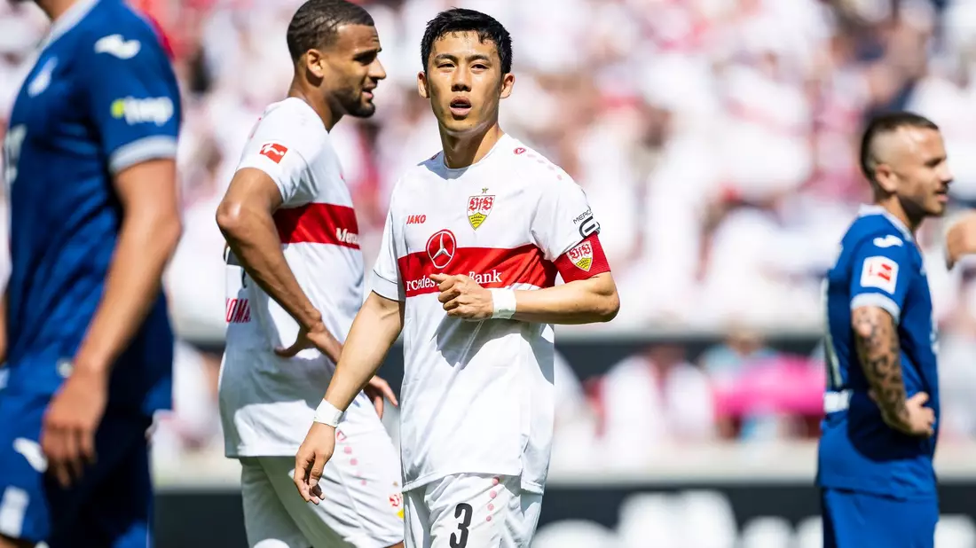Wataru Endo ist der Kapitän des VfB Stuttgart. - Bild: Tom Weller/dpa