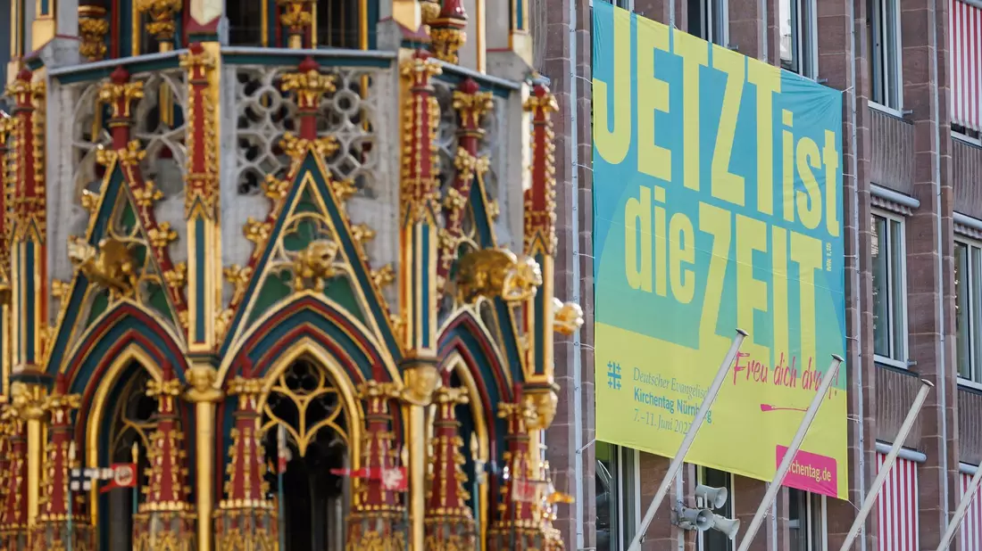Der Evangelische Kirchentag findet vom 7. bis 11. Juni 2023 in Nürnberg statt. - Bild: Daniel Karmann/dpa