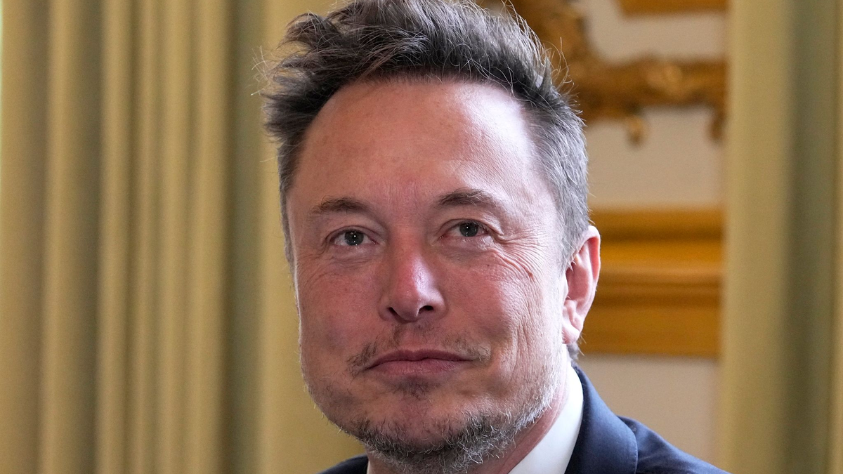 Elon Musk - hier zu sehen in Paris - war in China zu Besuch. - Foto: Michel Euler/POOL AP/AP/dpa