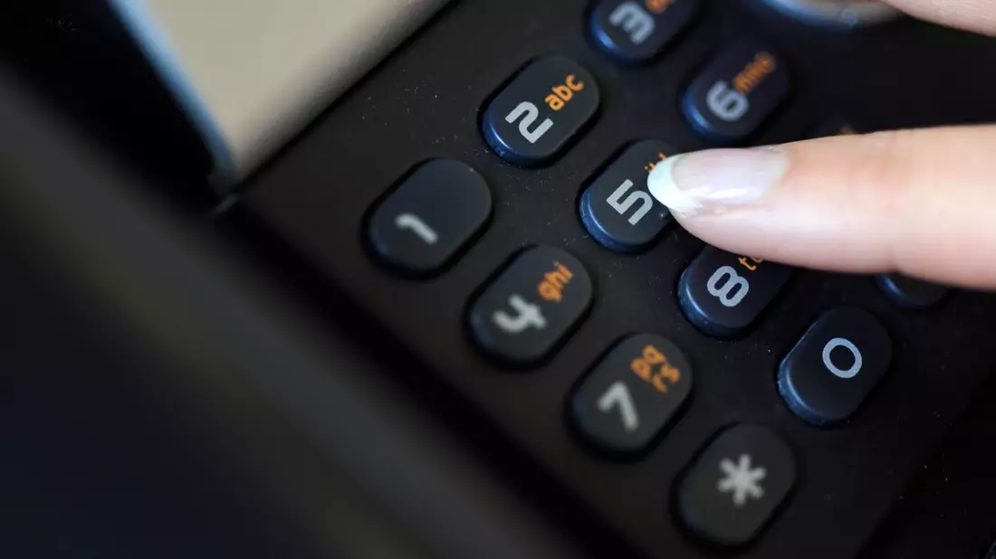Nach Angaben des Familienministeriums wird jede dritte Frau in Deutschland mindestens einmal in ihrem Leben Opfer körperlicher und/oder sexualisierter Gewalt. - Bild: picture alliance / Marc Müller/dpa