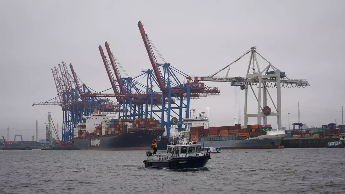 Der Hamburger Hafen zählt zu den wichtigsten Häfen der EU. - Bild: Marcus Brandt/dpa