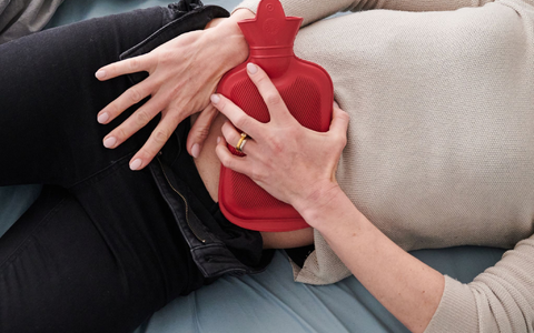 Jeder Zyklus ist anders: Er variiert nicht nur von Frau zu Frau, sondern bei vielen auch von Monat zu Monat. - Foto: Annette Riedl/dpa Jeder Zyklus ist anders: Er variiert nicht nur von Frau zu Frau, sondern bei vielen auch von Monat zu Monat. - Foto: Annette Riedl/dpa