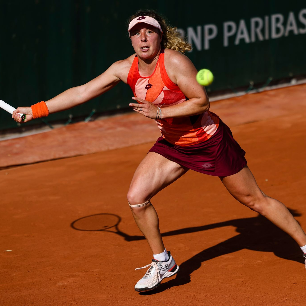 Muss bei den French Open auch ihre Koffer packen: Anna-Lena Friedsam. - Foto: Frank Molter/dpa