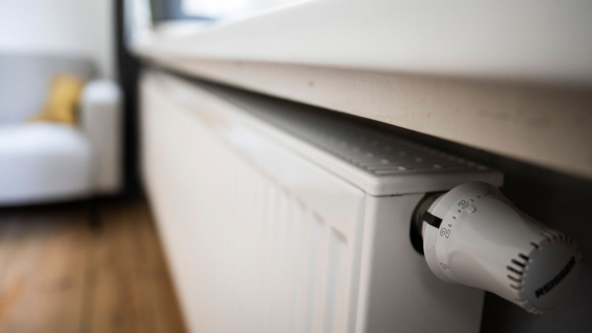 Heizen soll klimafreundlich werden. - Foto: Hannes Albert/dpa