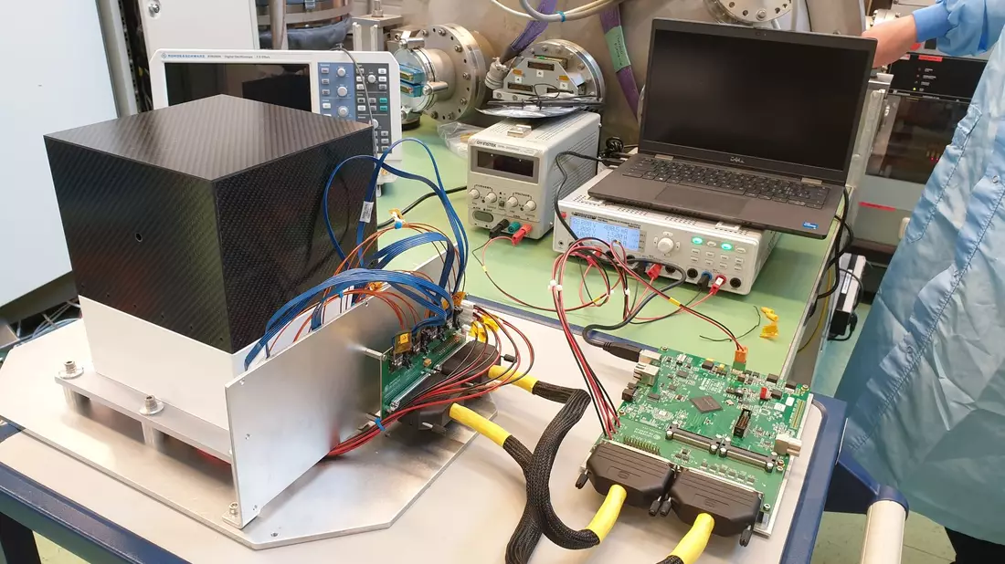 Das Polarimeter «Polar 2» soll im kommenden Jahr auf die chinesische Raumstation «Tiangong» gebracht werden. - Bild: Nicolas DeAngelis/dpa