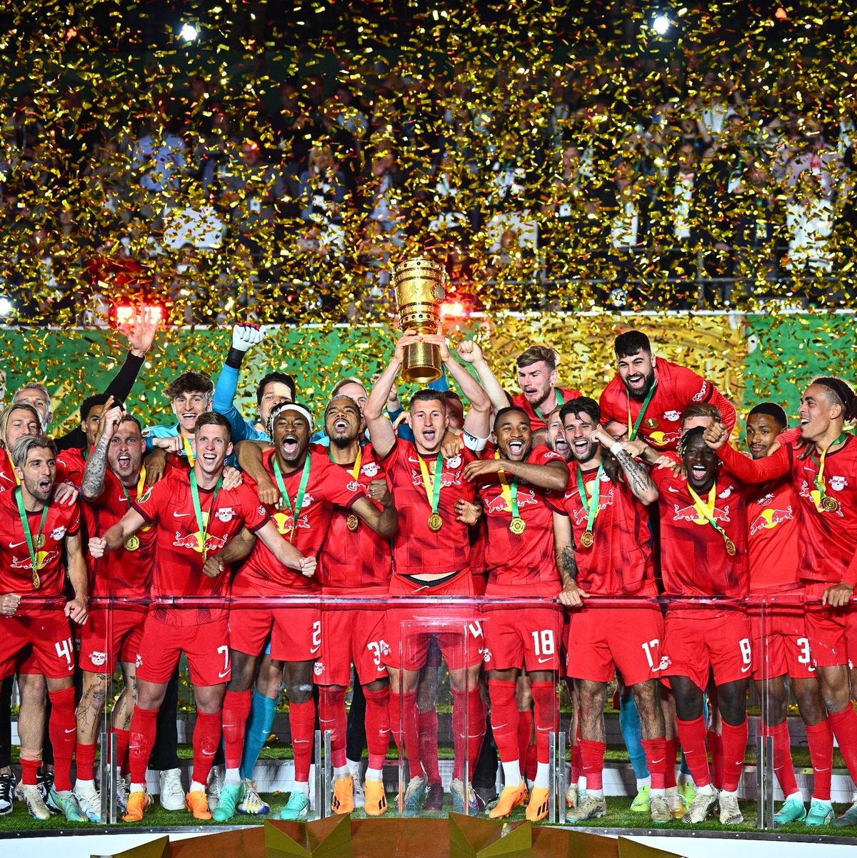 Die Leipziger konnten den Titel im DFB-Pokal erfolgreich verteidigen. - Foto: Tom Weller/dpa